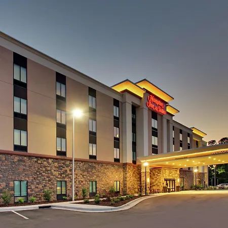 Hampton Inn & Suites By Hilton Southport